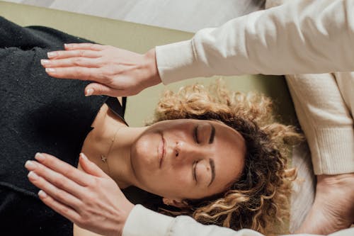 Reiki Healing Therapy Is Refreshing